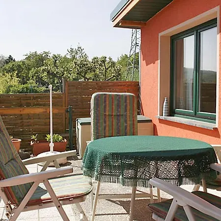 Holiday home Am Kahlenberg Modern Retreat Neinstedt