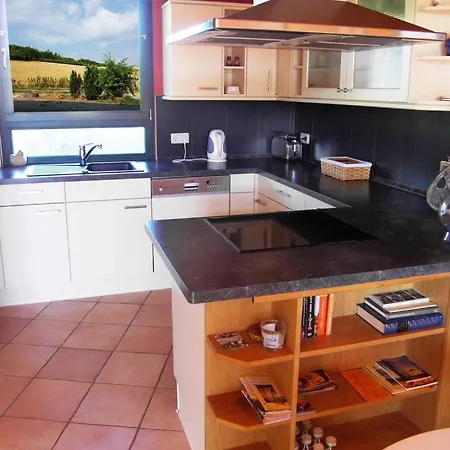Am Kahlenberg Modern Retreat Holiday home Neinstedt